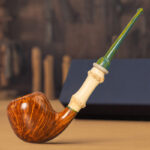 Rustikale Freehand-Pfeife im nordischen Stil