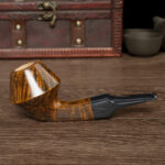 Traditionelle Retro-Bullenkopfpfeife