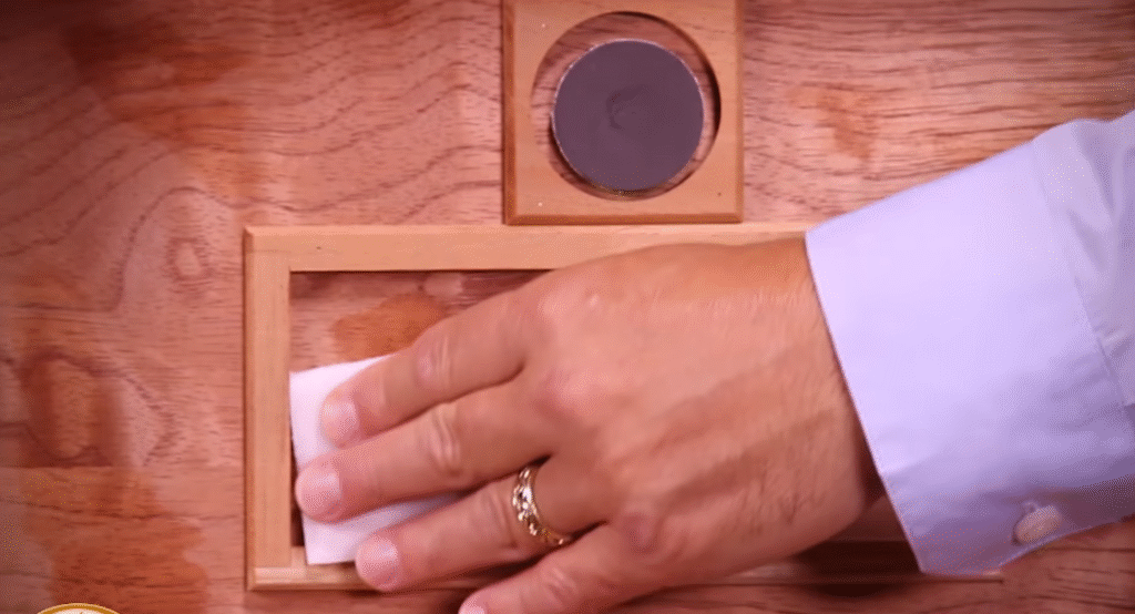 image 37 Schluss mit trockenen Zigarren: So konditionieren Sie Ihren Humidor richtig (Schritt-für-Schritt-Anleitung mit Bildern)