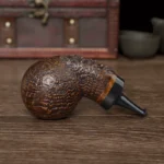 Rustizierte Freehand Pfeife aus Bruyèreholz