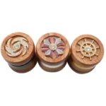 Holzgrinder 67 mm mit Blumendeckel, 4-teilig – Ansicht 2