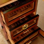 Humidor Zedernholz Innenleben